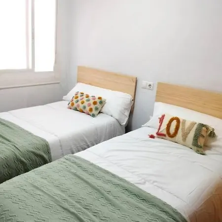 Hébergement de vacances Casa 8 Personas Y Piscina Abierta Todo El Ano